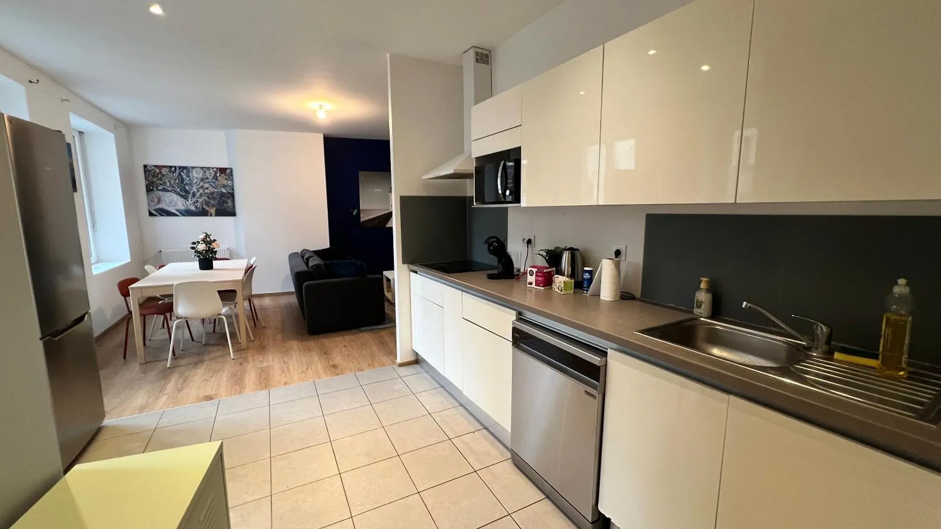 24 Chic & Cosy Grand Appart 88M2 Parking Gratuit Hypercentre Netflix Saint-Etienne  0*, Saint-Etienne (Loire) France