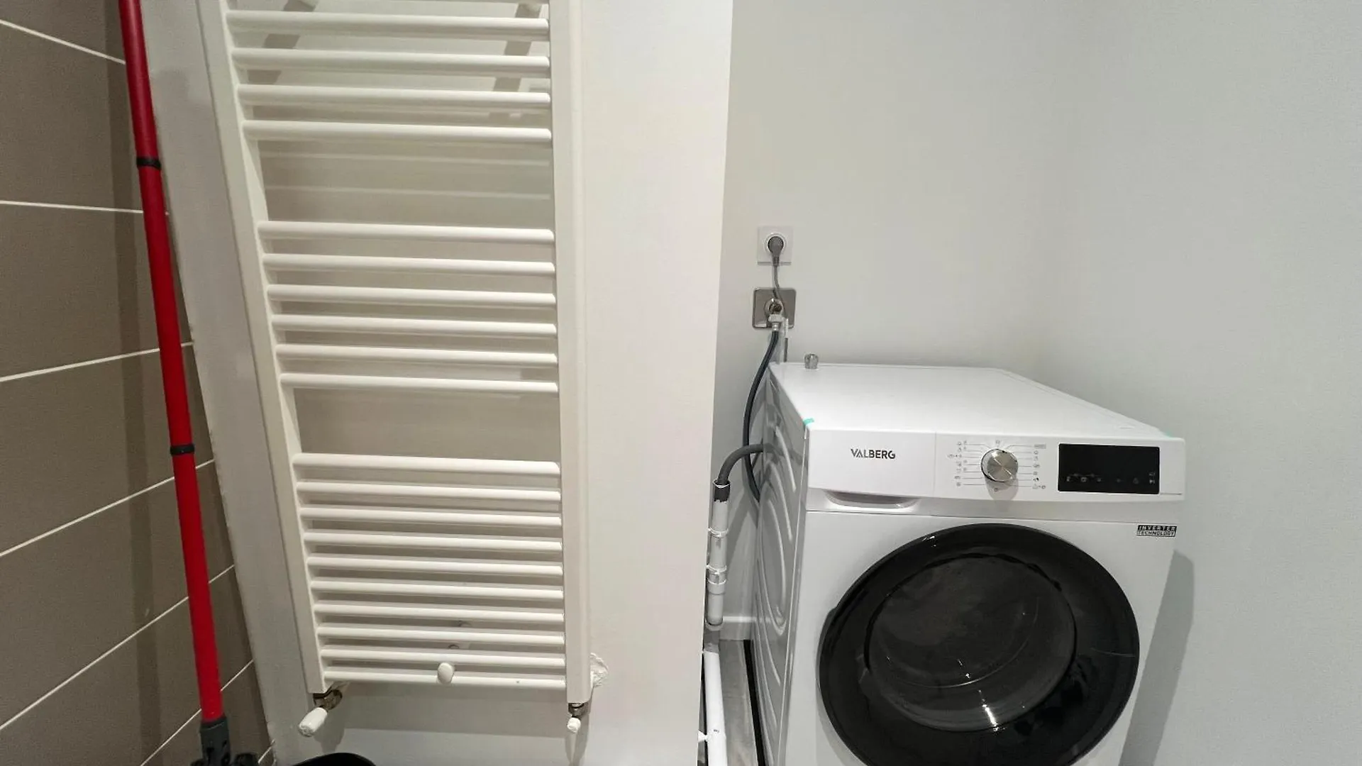 24 Chic & Cosy Grand Appart 88M2 Parking Gratuit Hypercentre Netflix Saint-Etienne